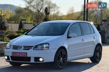 Хэтчбек Volkswagen Golf 2008 в Мукачево