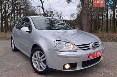 Хэтчбек Volkswagen Golf 2007 в Жовкве