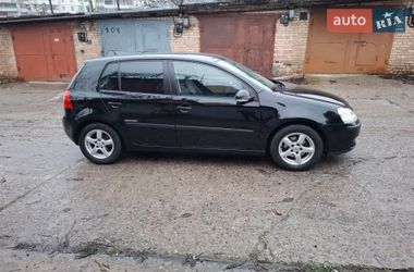 Хетчбек Volkswagen Golf 2008 в Києві