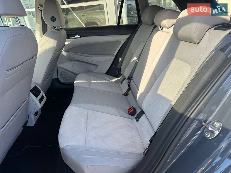 Универсал Volkswagen Golf 2021 в Черновцах фото 21 Универсал Volkswagen Golf 2021 в Черновцах