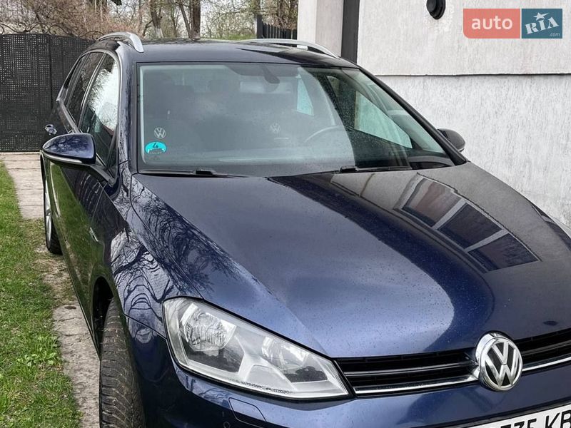Универсал Volkswagen Golf 2015 в Львове