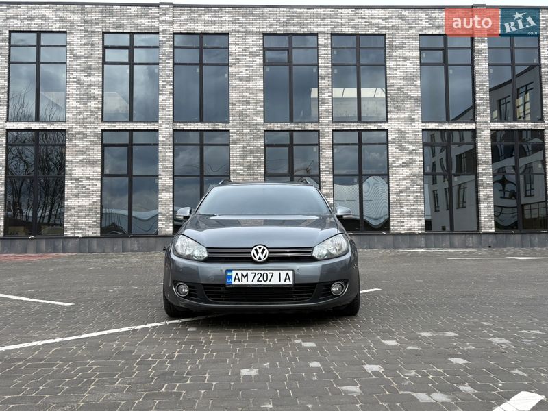 Универсал Volkswagen Golf 2009 в Житомире