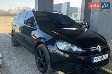 Універсал Volkswagen Golf 2010 в Харкові