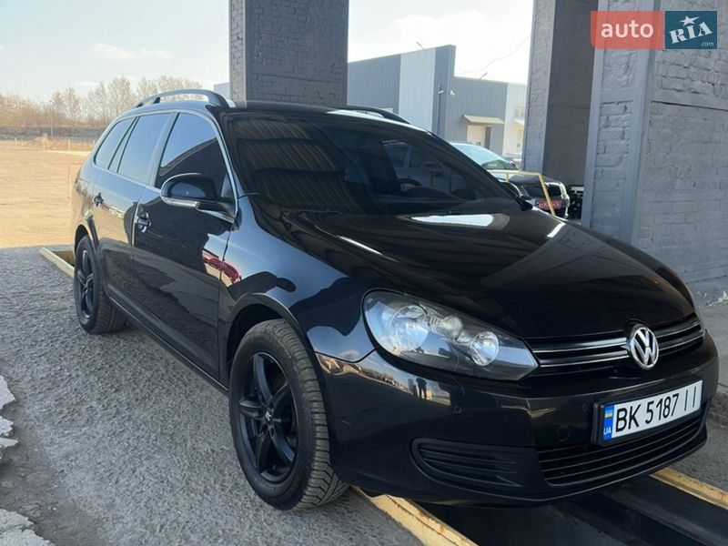 Универсал Volkswagen Golf 2010 в Харькове фото Универсал Volkswagen Golf 2010 в Харькове