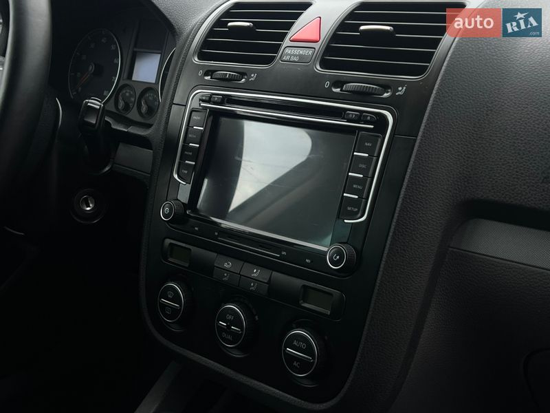 Универсал Volkswagen Golf 2008 в Каменском