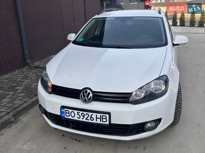Универсал Volkswagen Golf 2009 в Збараже