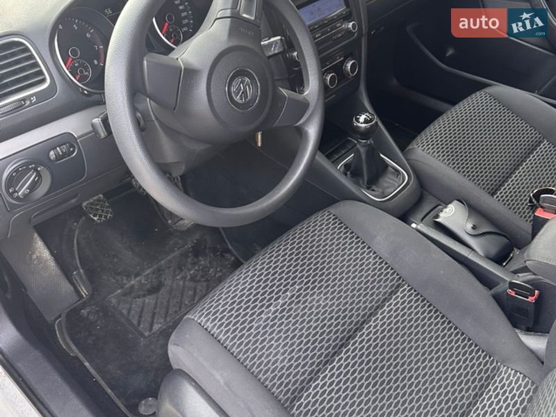 Универсал Volkswagen Golf 2009 в Збараже