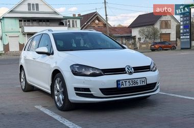 Хэтчбек Volkswagen Golf 2015 в Снятине