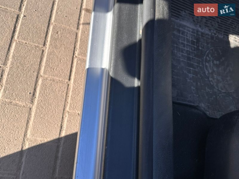 Хэтчбек Volkswagen Golf 2002 в Виннице