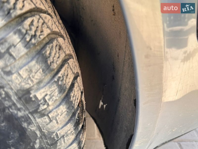 Хэтчбек Volkswagen Golf 2002 в Виннице