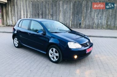 Хетчбек Volkswagen Golf 2008 в Харкові