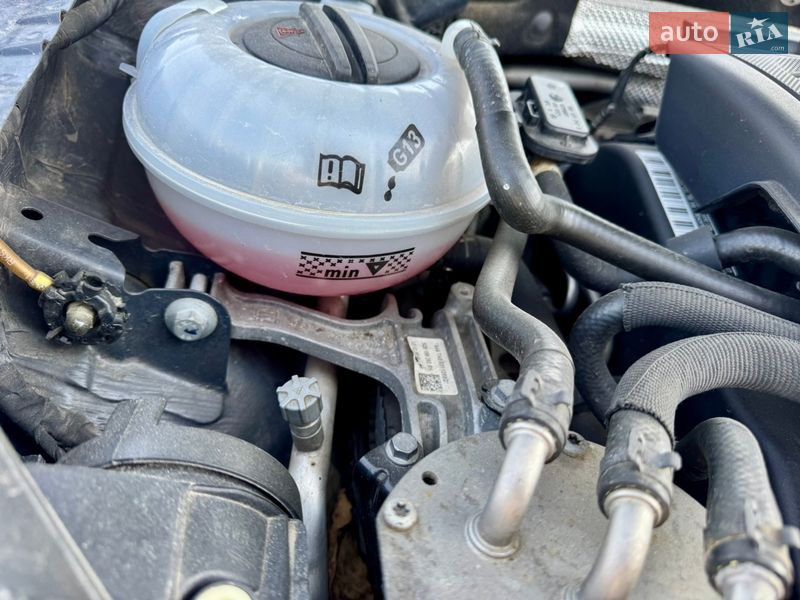 Хэтчбек Volkswagen Golf 2017 в Черновцах