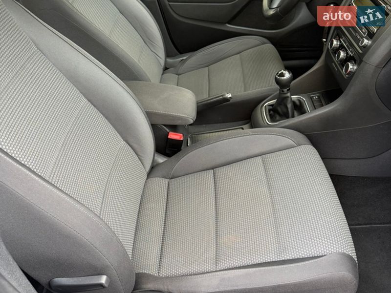 Хэтчбек Volkswagen Golf 2009 в Ивано-Франковске фото 19 Хэтчбек Volkswagen Golf 2009 в Ивано-Франковске