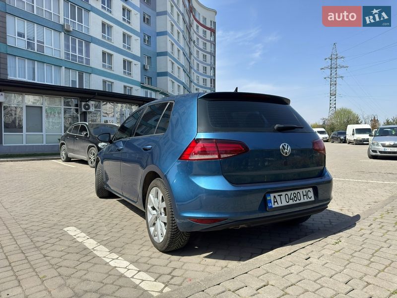 Хэтчбек Volkswagen Golf 2019 в Ивано-Франковске