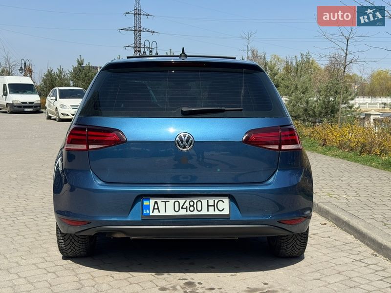 Хэтчбек Volkswagen Golf 2019 в Ивано-Франковске