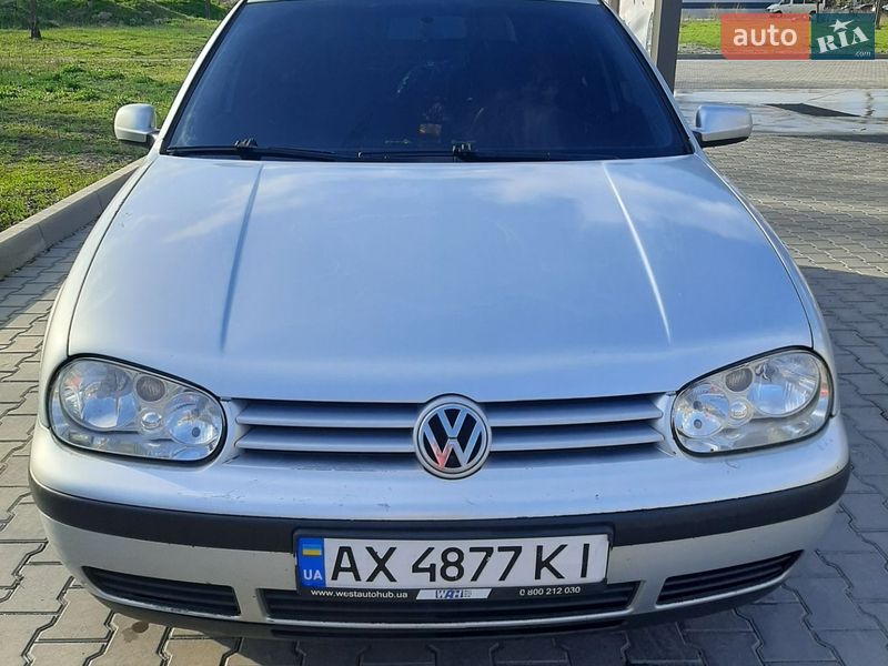 Volkswagen Golf 2003