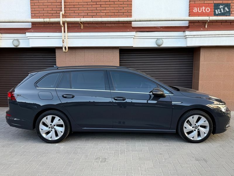 Универсал Volkswagen Golf 2021 в Хмельницком