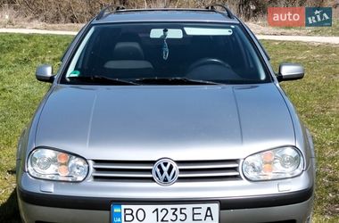 Універсал Volkswagen Golf 2002 в Тернополі
