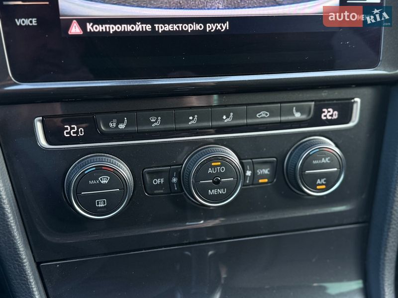 Хэтчбек Volkswagen Golf 2018 в Киеве