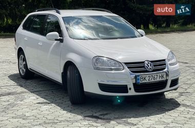 Універсал Volkswagen Golf 2009 в Дубні