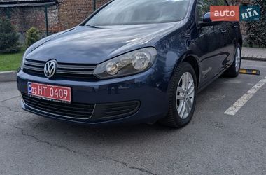 Хетчбек Volkswagen Golf 2010 в Луцьку