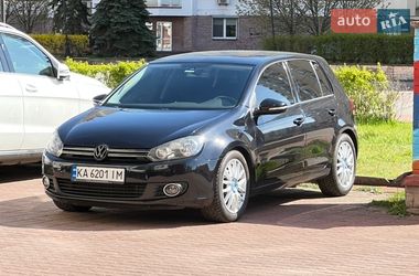 Хетчбек Volkswagen Golf 2009 в Києві
