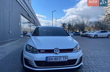 Хетчбек Volkswagen Golf 2016 в Одесі