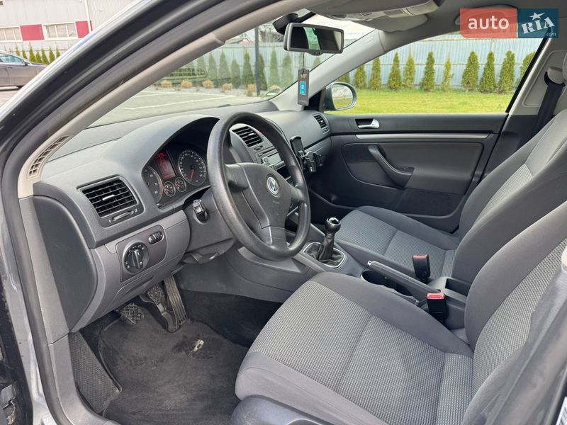Універсал Volkswagen Golf 2009 в Луцьку