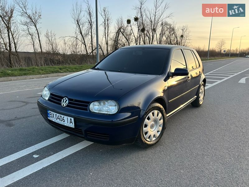 Volkswagen Golf 2003