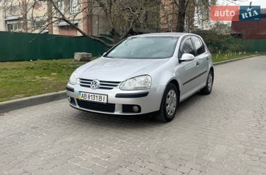 Хетчбек Volkswagen Golf 2005 в Вінниці