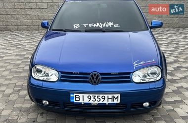 Хетчбек Volkswagen Golf 2003 в Гадячі