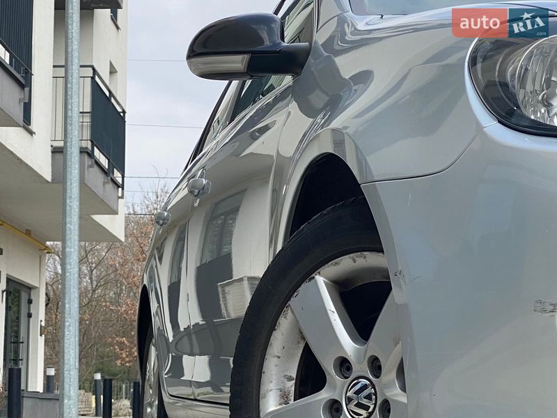 Универсал Volkswagen Golf 2012 в Львове