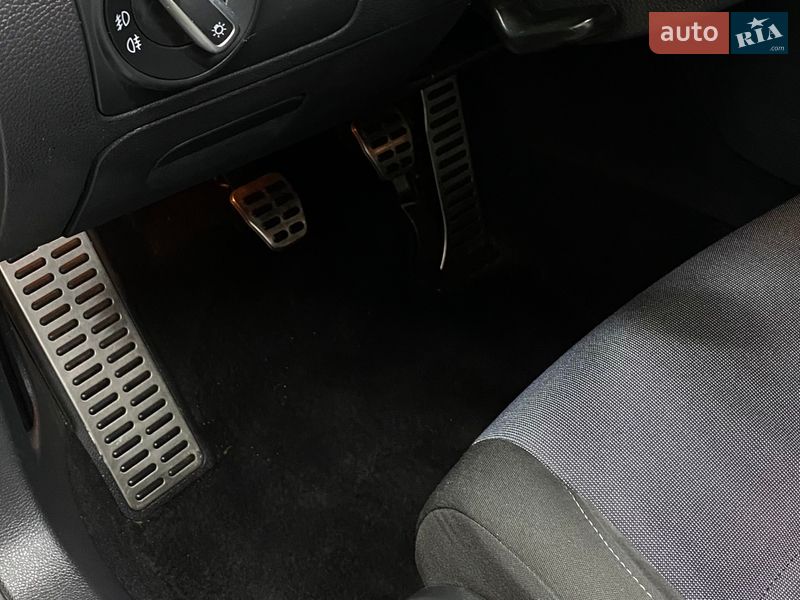 Универсал Volkswagen Golf 2012 в Львове