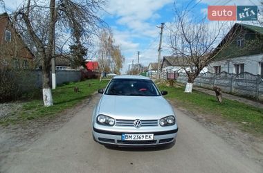Хэтчбек Volkswagen Golf 1999 в Гадяче