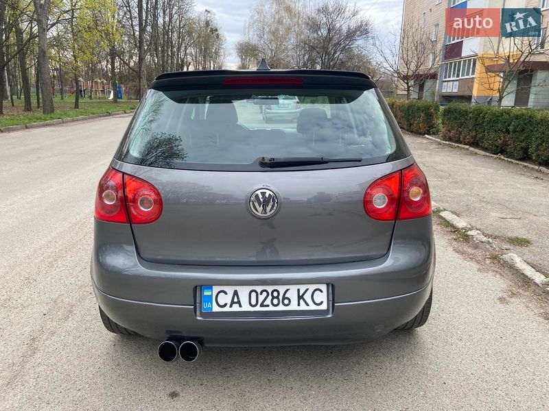 Хэтчбек Volkswagen Golf 2007 в Корсуне-Шевченковском