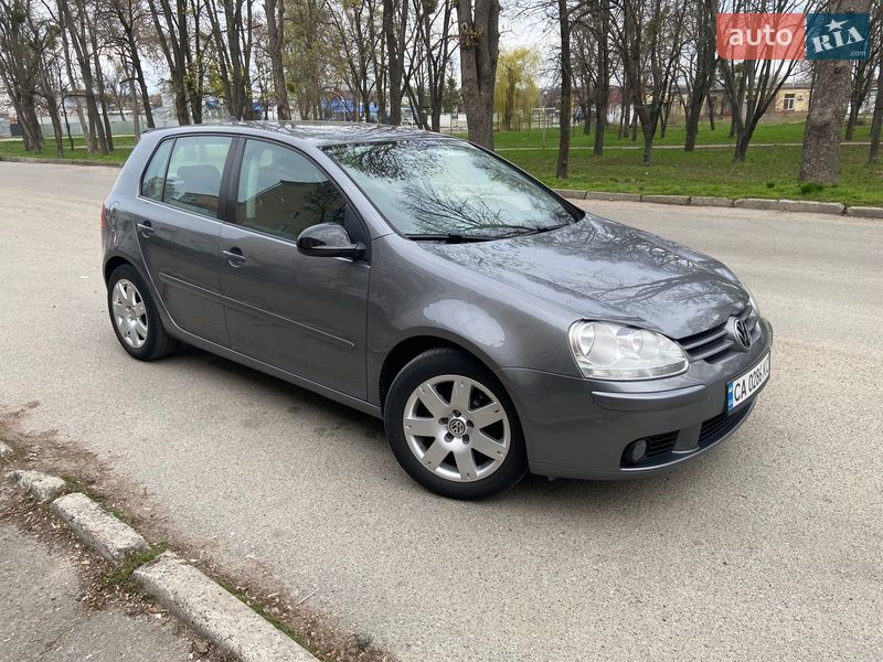 Хэтчбек Volkswagen Golf 2007 в Корсуне-Шевченковском