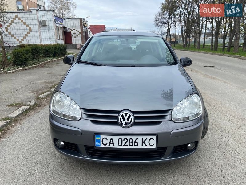 Хэтчбек Volkswagen Golf 2007 в Корсуне-Шевченковском