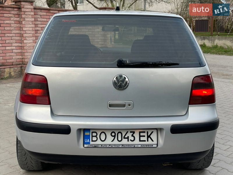 Хэтчбек Volkswagen Golf 1998 в Тернополе