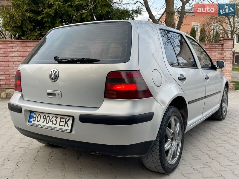 Хэтчбек Volkswagen Golf 1998 в Тернополе