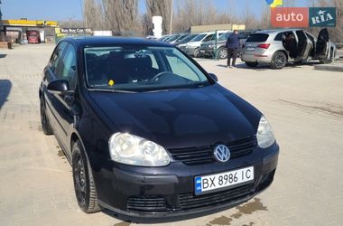 Хетчбек Volkswagen Golf 2004 в Кам'янець-Подільському