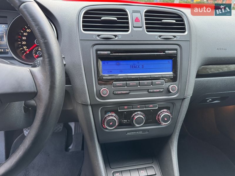 Хэтчбек Volkswagen Golf 2009 в Умани