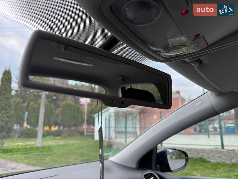 Хэтчбек Volkswagen Golf 2009 в Умани