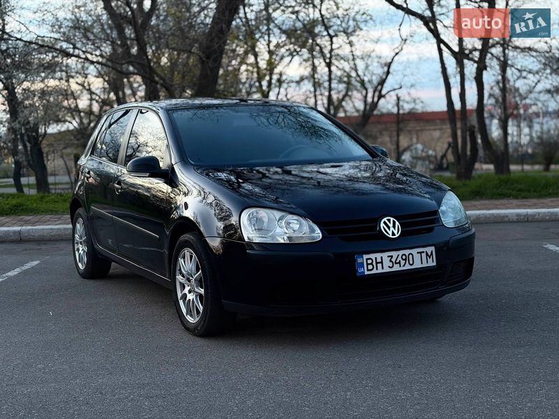 Volkswagen Golf 2004
