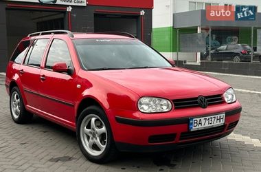 Универсал Volkswagen Golf 2003 в Александрие