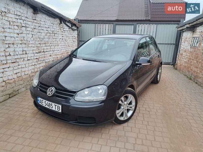 Volkswagen Golf 2004