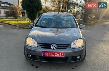 Хэтчбек Volkswagen Golf 2007 в Надворной
