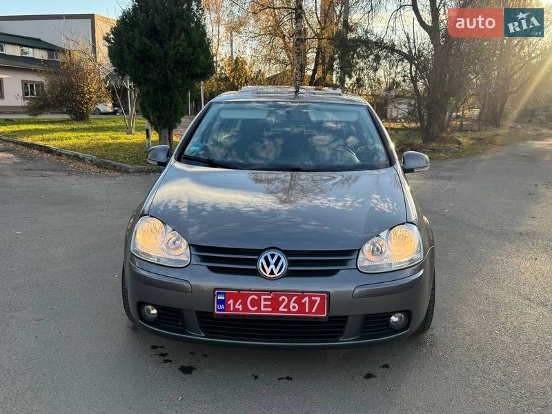 Хэтчбек Volkswagen Golf 2007 в Надворной