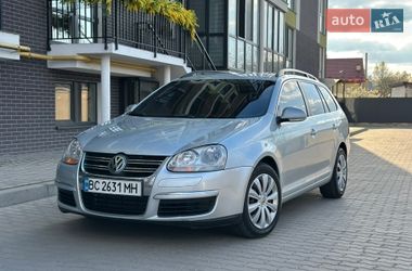 Универсал Volkswagen Golf 2007 в Жовкве