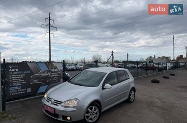 Хэтчбек Volkswagen Golf 2008 в Ровно