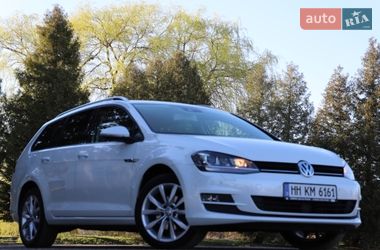 Універсал Volkswagen Golf 2017 в Дрогобичі
